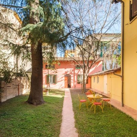בולוניה Piazza Maggiore - Il Sentiero Apartment With Private Garden מראה חיצוני תמונה