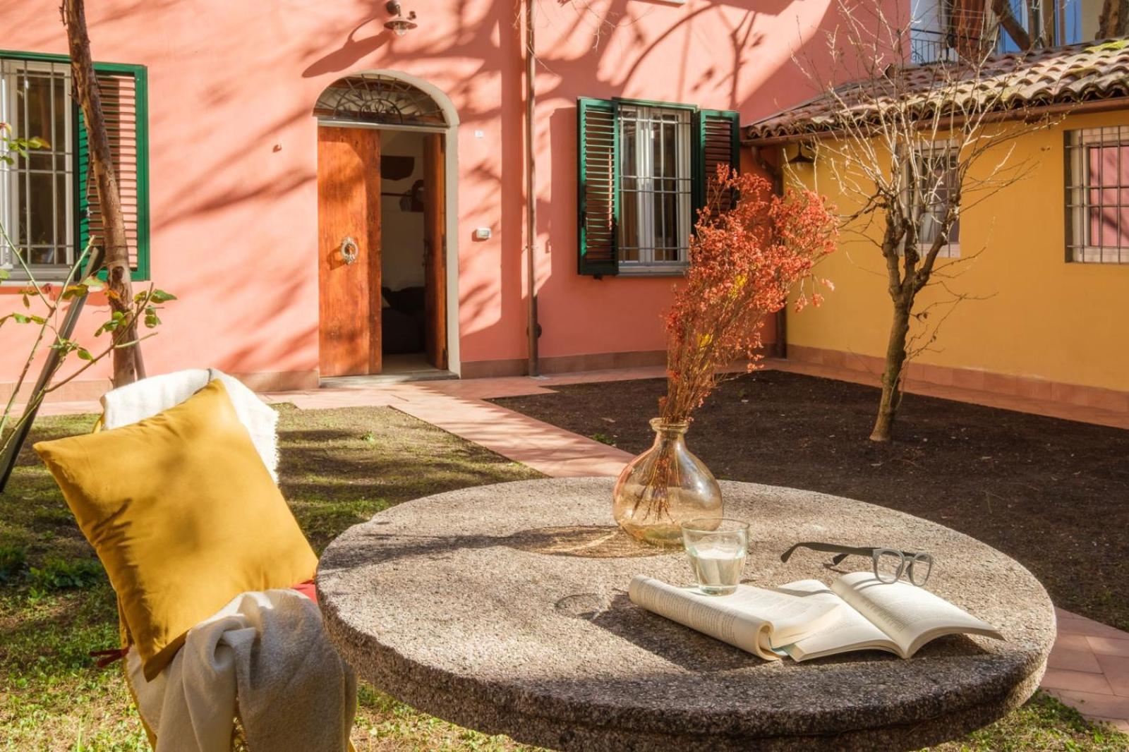 בולוניה Piazza Maggiore - Il Sentiero Apartment With Private Garden מראה חיצוני תמונה